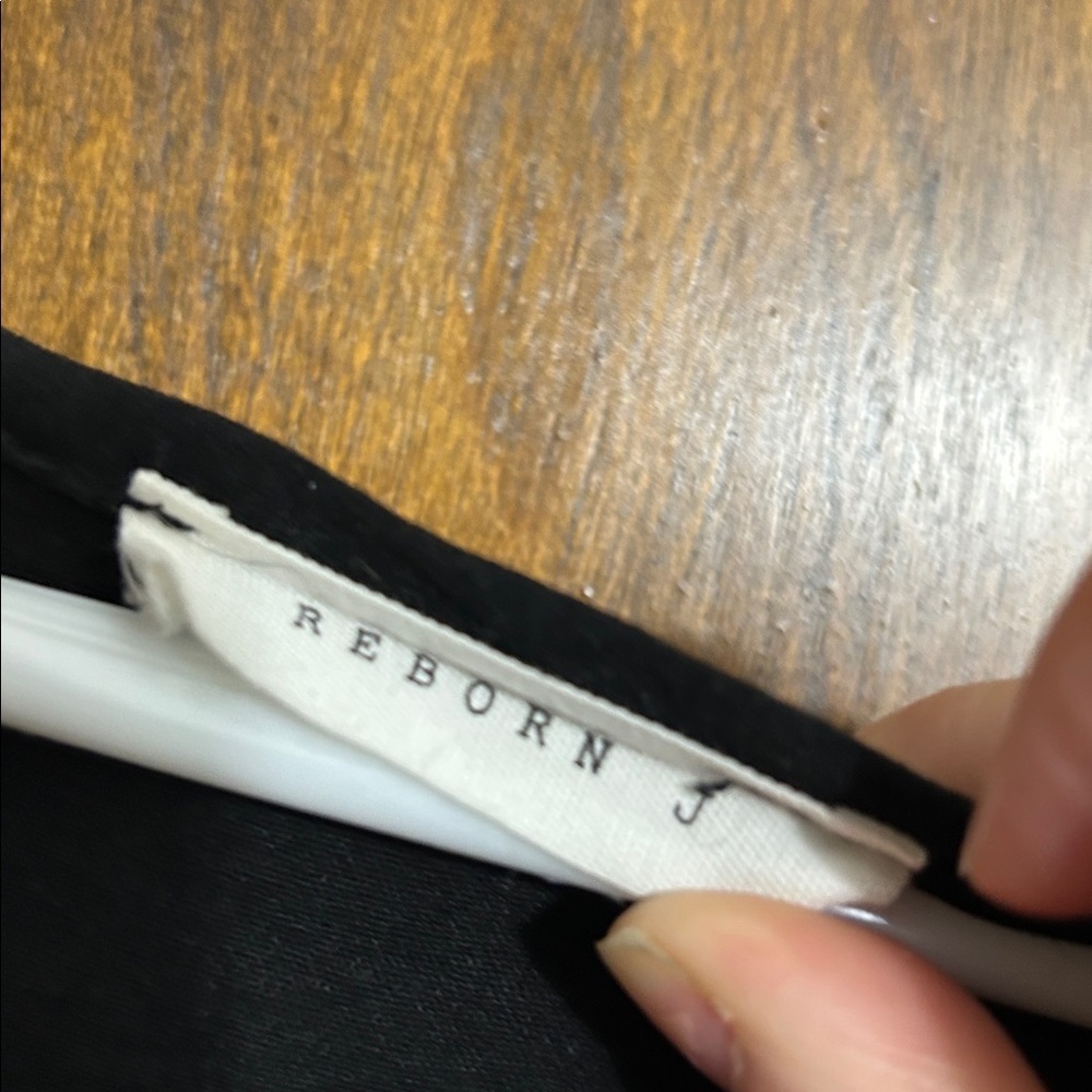 Reborn J Black Tiered Tunic Top - Picture 2 of 6